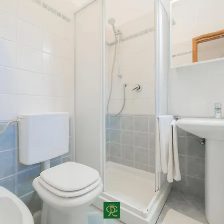 Aparthotel Albatros 4*