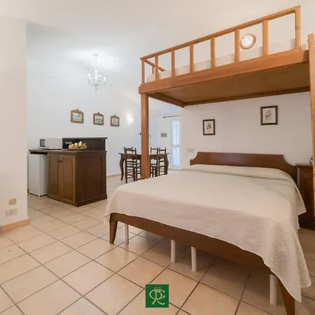 Albatros Apart Otel Capoliveri (Isola d'Elba)