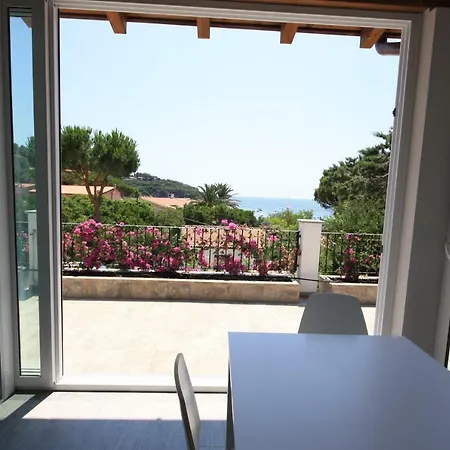 Apart Otel Albatros