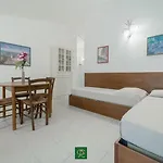 Albatros Aparthotel 4*